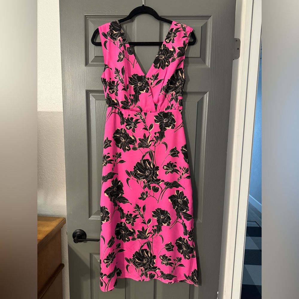Dress Forum NWT Pink Floral Black Midi